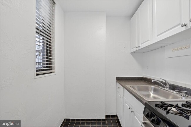 Building Photo - 1021 Arlington Blvd