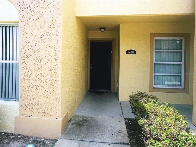 Building Photo - 2770 Club Cortile Cir