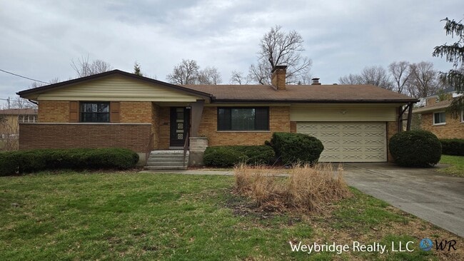 Building Photo - Charming Mid-Century 2BR Home with Sunroom, Fireplace & Fenced Yard