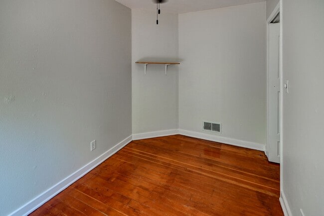 Building Photo - 1404 Wyldhaven Ave