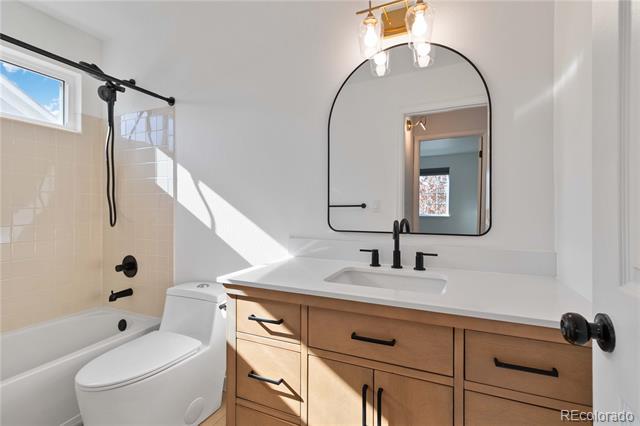 Building Photo - 10763 Pikeview Ln