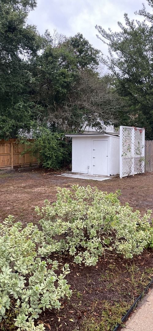 Building Photo - 3 BD 2 BA Home in the Bayou View School District of Gulfport includes LAWN CARE