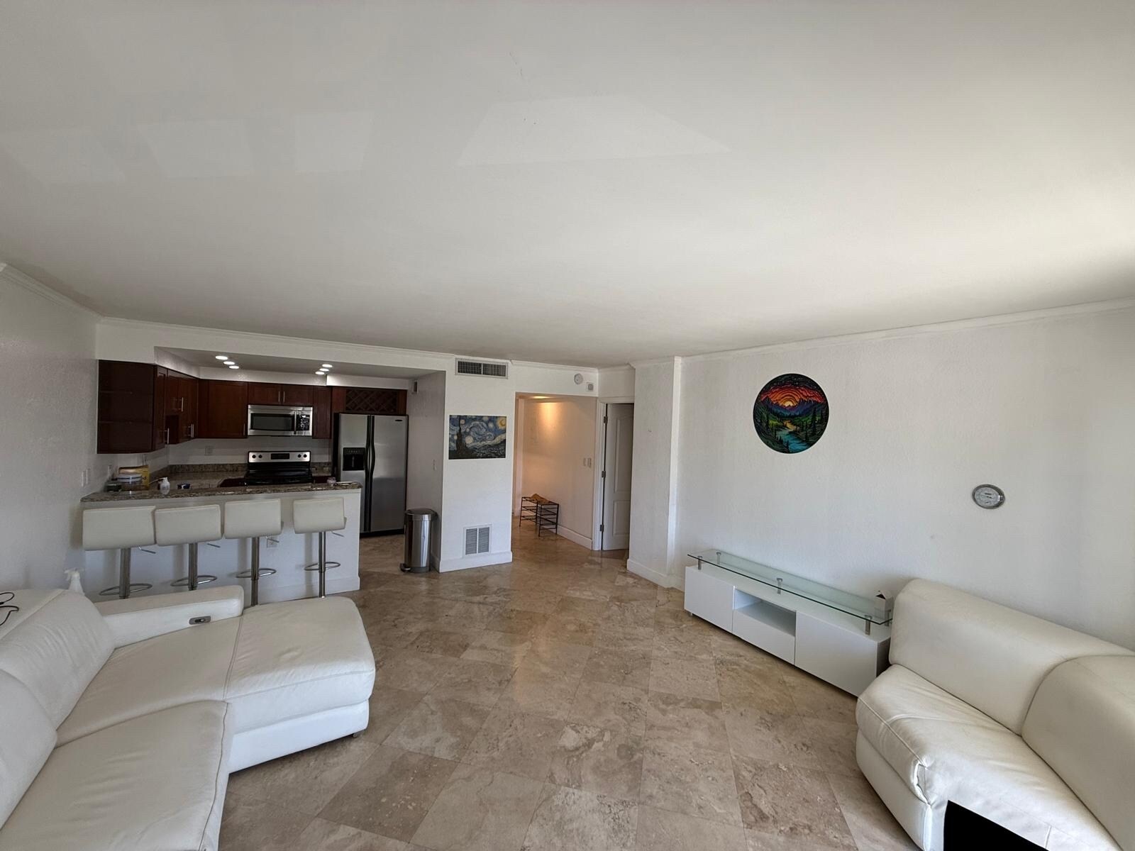 Building Photo - 2900 NE 30th St