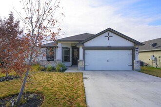 Building Photo - Beautiful like-new home now available in W...