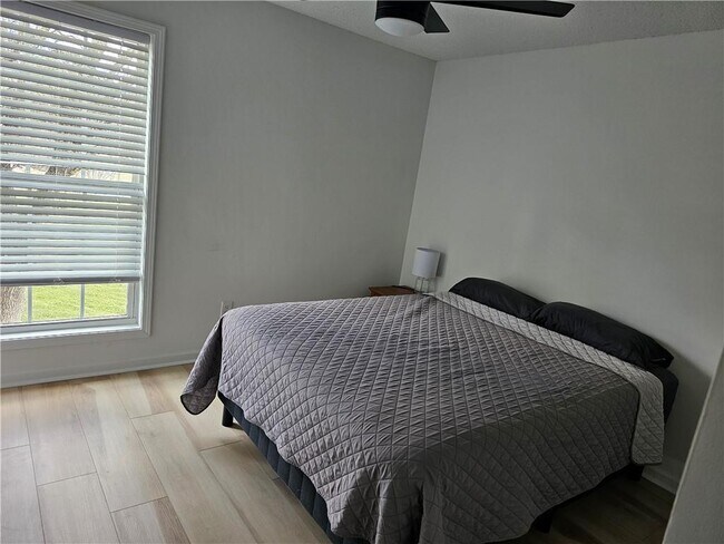 Building Photo - 1222 Paiute Ct