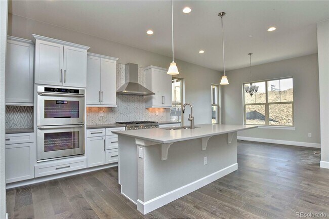 Building Photo - 6040 S Olive Ct