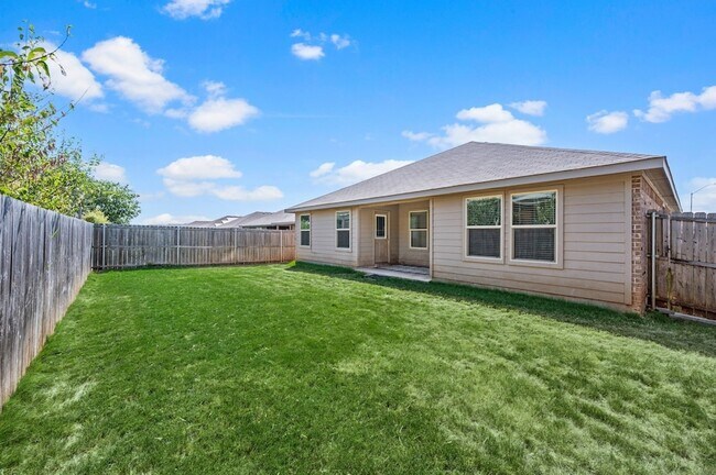 Building Photo - 3132 Newfield Ct