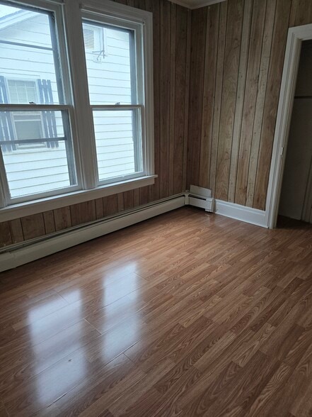 Building Photo - 38 S 4th St