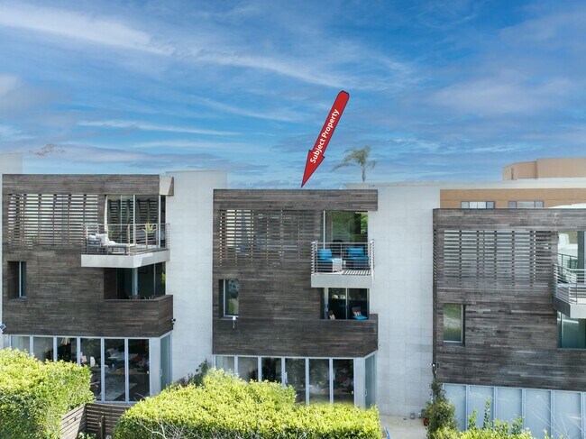 Building Photo - Experience La Jolla Living: Contemporary 3...