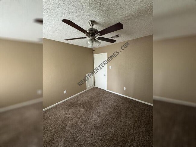 Building Photo - 17323 Glenhew Rd