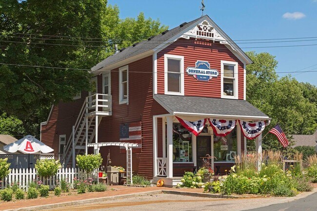 Building Photo - 20390 Linwood Rd