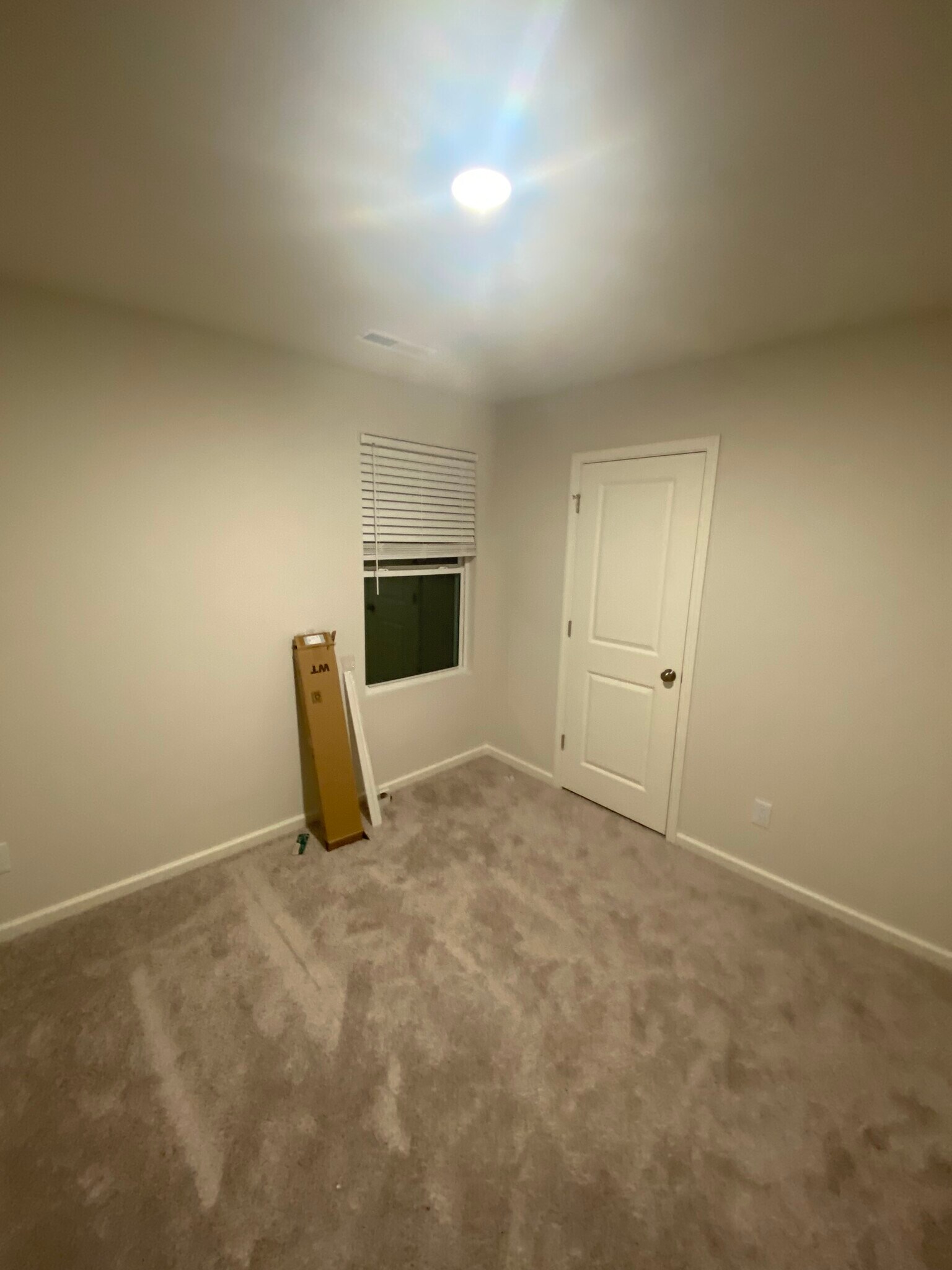 Building Photo - 427 Silo Ct