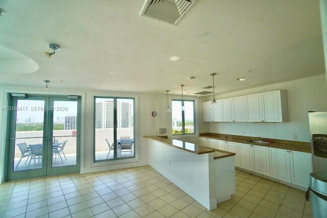 Building Photo - 1830 Radius Dr