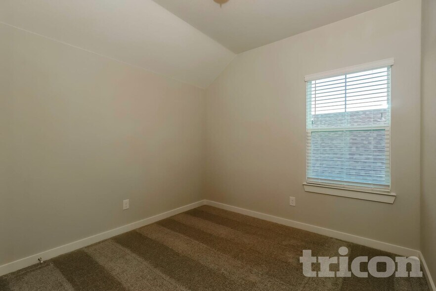 Building Photo - 1617 Palo Verde Wy