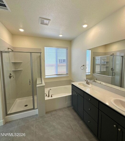 Building Photo - 7897 Willow Thicket Dr