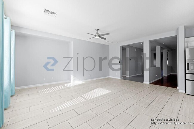 Building Photo - 45513 W Starlight Dr