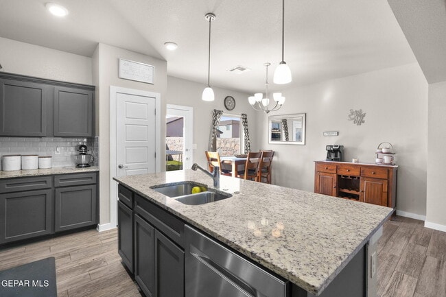 Building Photo - 15112 Purpose Ave