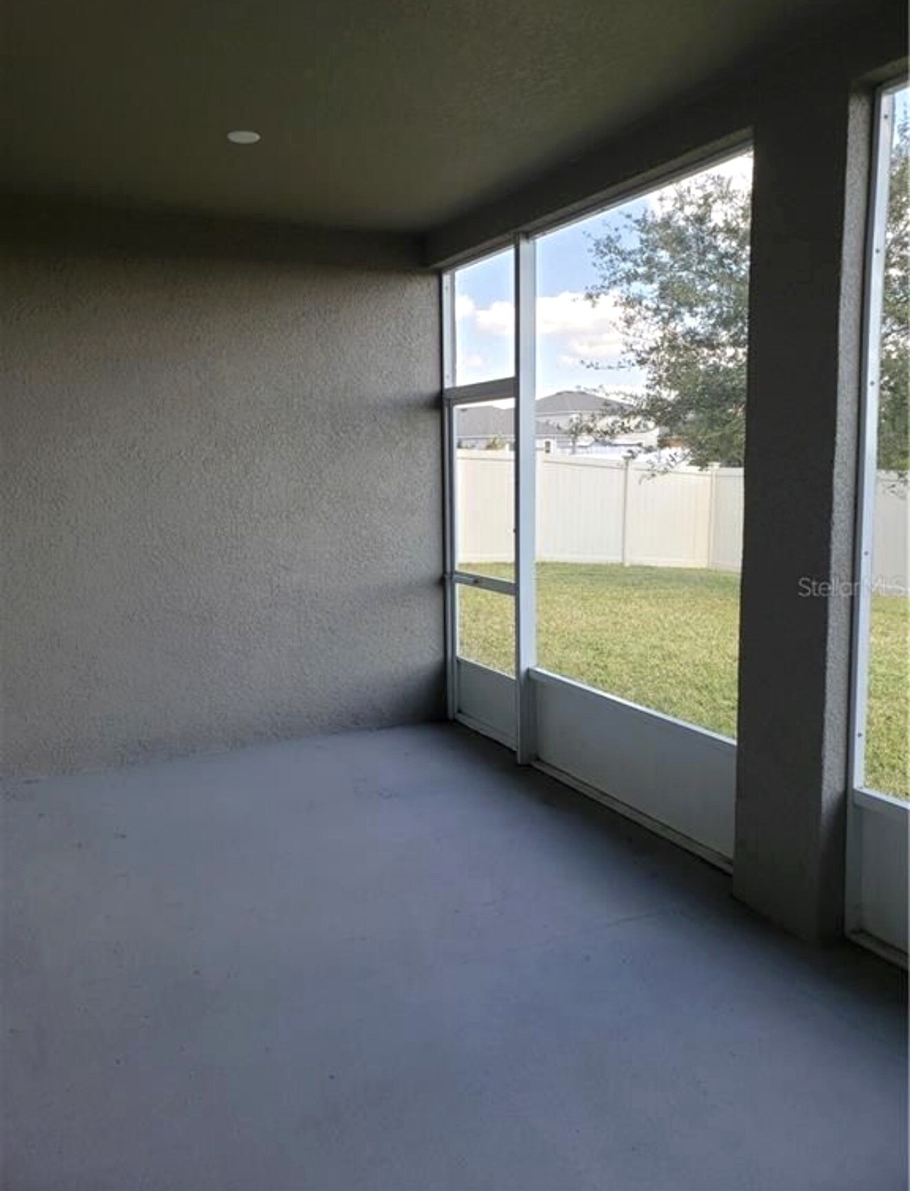 Building Photo - 218 Barrington Dr