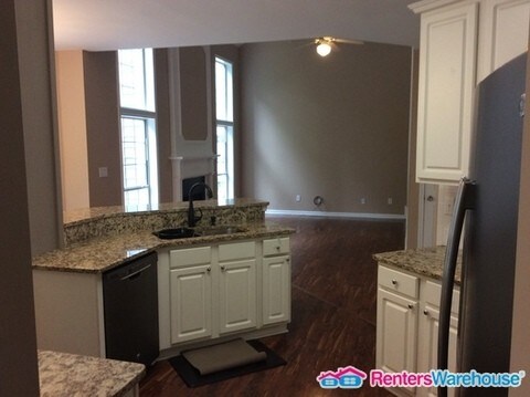 Building Photo - 3939 Berwick Farm Dr