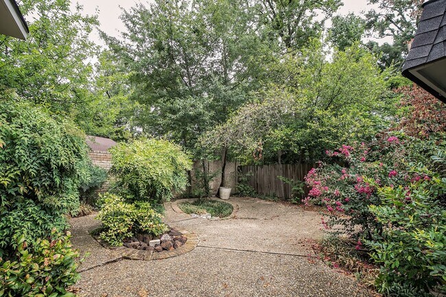 Building Photo - Colony Park Dr 3712/3714