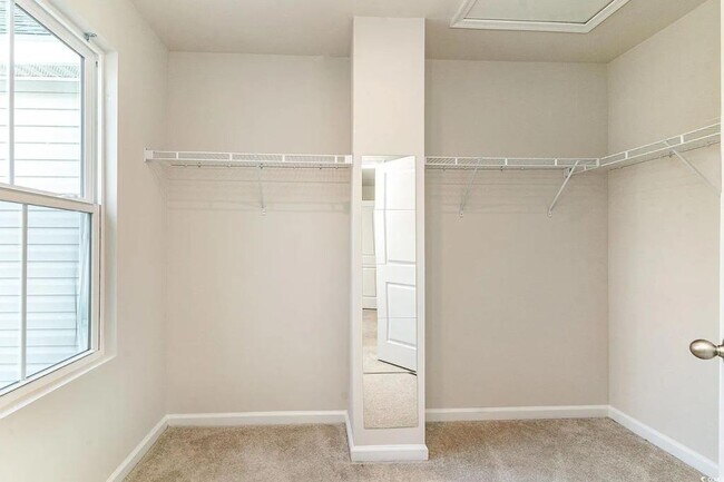 Building Photo - 616 Montenegro Way