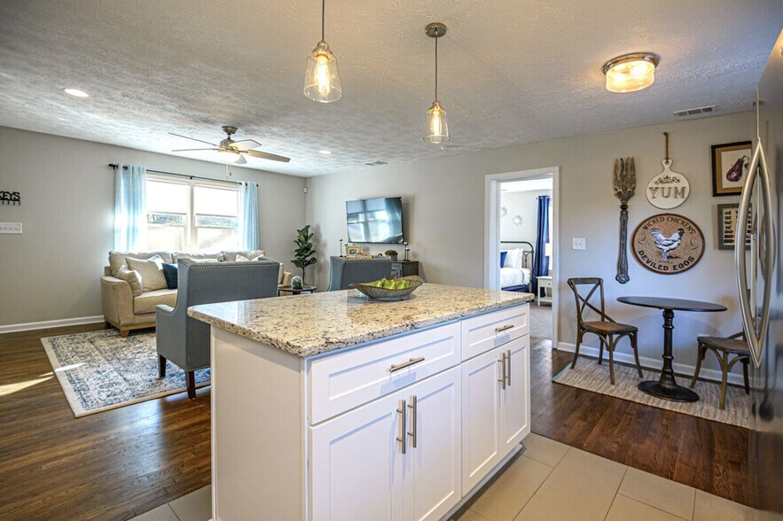 Building Photo - 931 Worley Dr