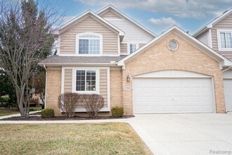 Building Photo - 23869 McCort Dr