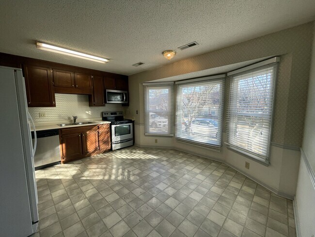 Building Photo - 6930 Steeplechase Dr NW