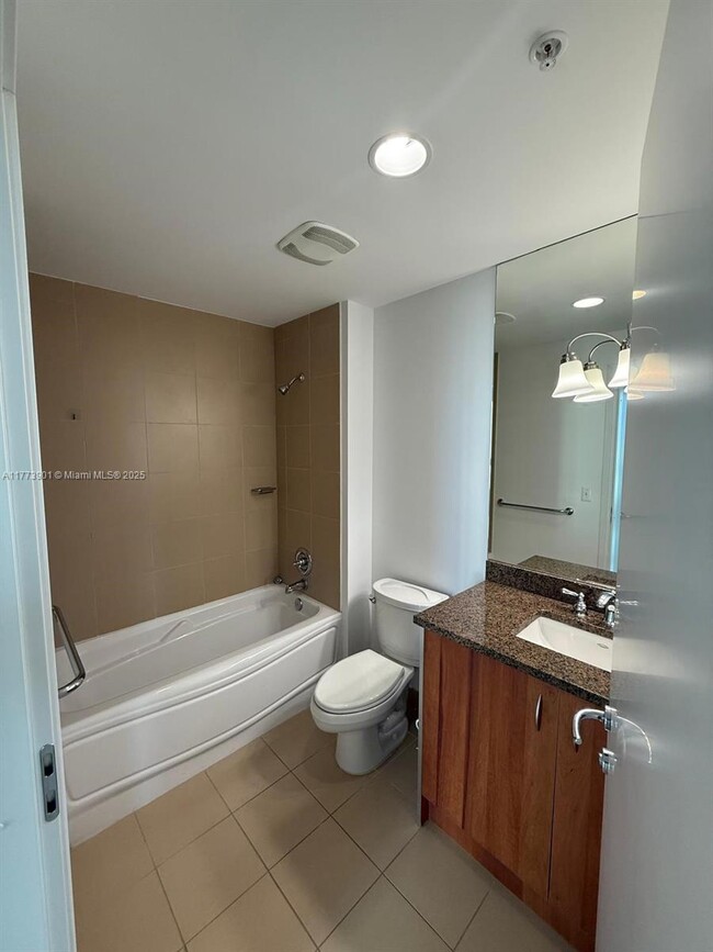 Building Photo - 300 S Biscayne Blvd