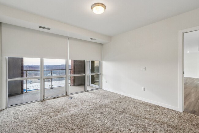 Building Photo - $1,950 | 1 Bedroom, 2 Bathroom Condo | Pet Friendly* | Available for Immediate move-in!