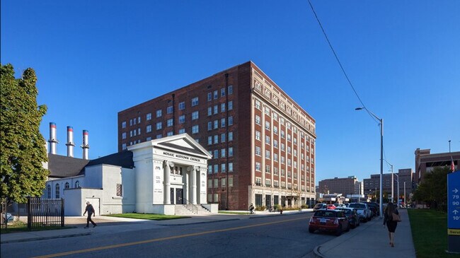 Building Photo - 70 W Alexandrine St