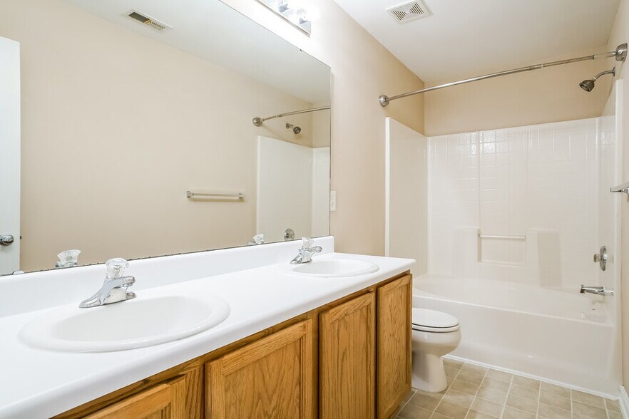 Building Photo - 3628 Pinkham Way