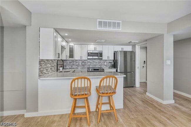 Building Photo - 1900 Clifford St