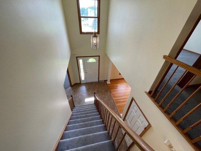 Building Photo - Spacious Home Ready to Rent! Don’t Miss Out!