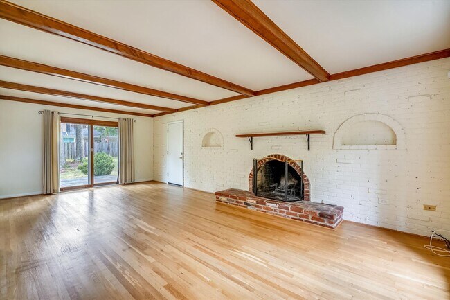 Building Photo - 11200 Powder Horn Dr