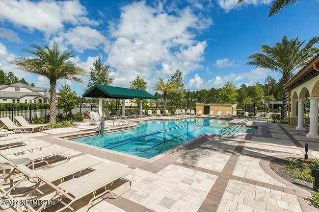 Building Photo - 2896 Lucena Ln
