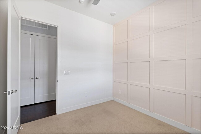 Building Photo - 6565 E Thomas Rd