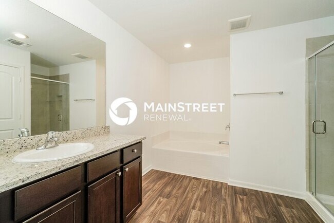 Building Photo - 3 Bedroom Pet-Friendly Home in New Braunfe...