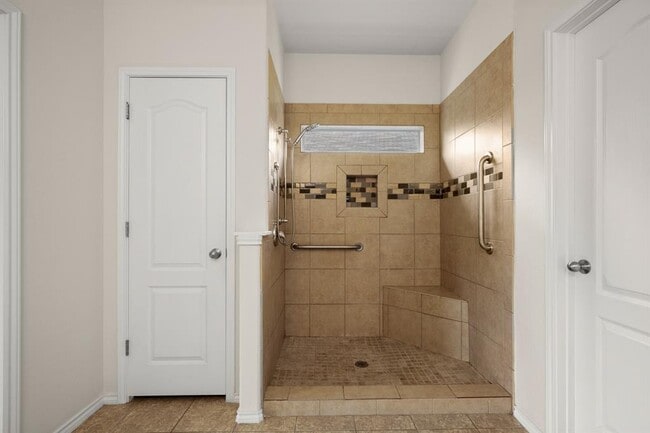 Building Photo - 4617 Tiddle Ln