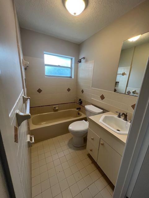 Building Photo - 1611 Johnson St