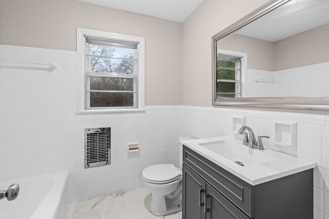 Building Photo - 5717 Avenue O