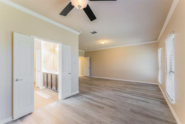 Building Photo - 1229 Lone Pine Dr