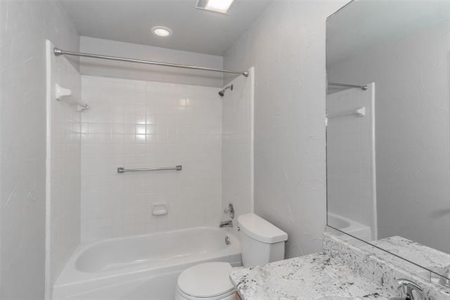 Building Photo - 2312 Shady Turf Dr
