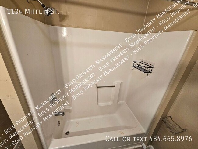 Building Photo - 1134 Mifflin St
