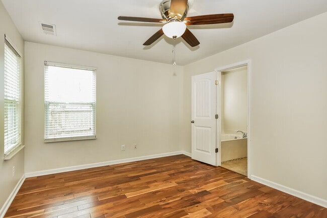 Building Photo - 3159 Aidan Ln