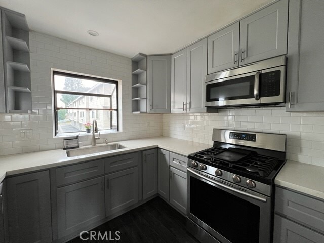 Building Photo - 8338 Woodley Pl