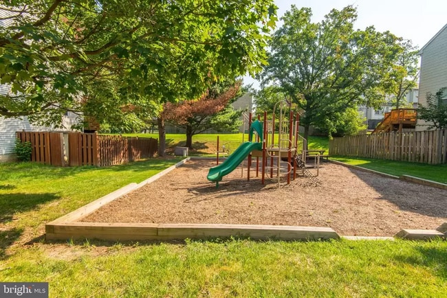 Playground - 5519 Stroud Ct