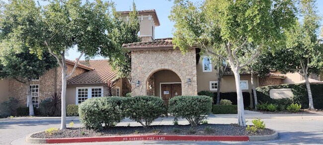 Building Photo - Beautiful Home in Stonelake Coming Soon!