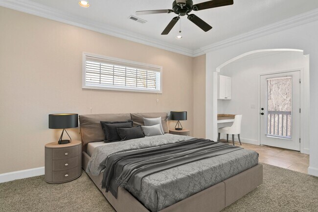 Building Photo - At Last, This Is What You've Been Searching For!!!