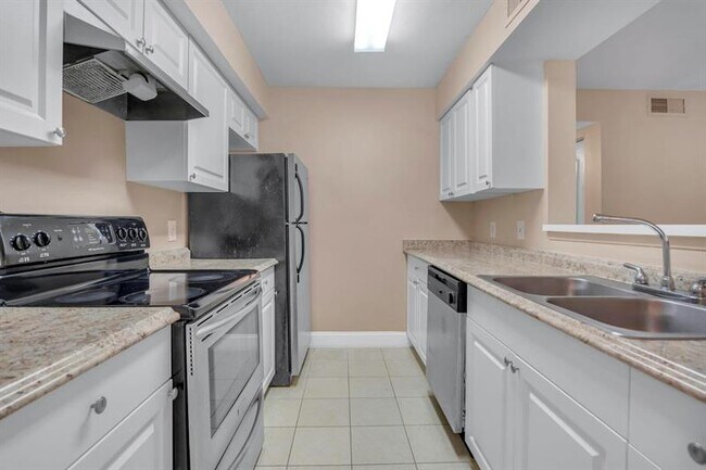 Building Photo - 2350 NW 33rd St